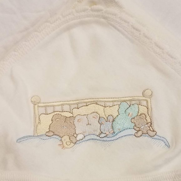 Little Me 2 piece blanket with bib - Picture 3 of 6